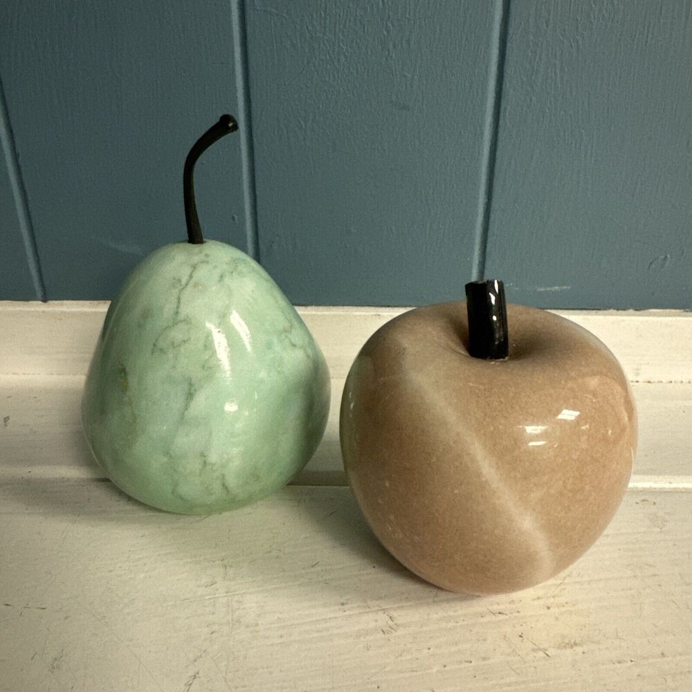 Vintage Hallmark Pair Of Marble APPLE AND PEAR DECOR Chic FARMHOUSE Table Taiwan